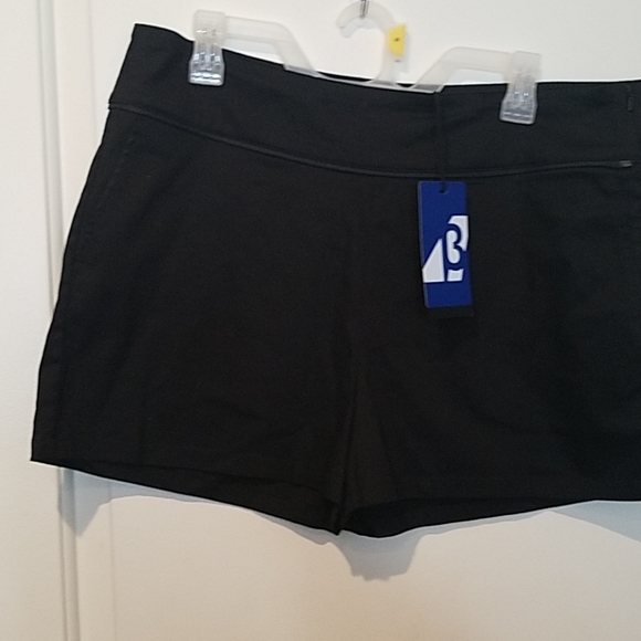 Betabrand 3 in 1 skirt/shorts XL NWT - Picture 3 of 11